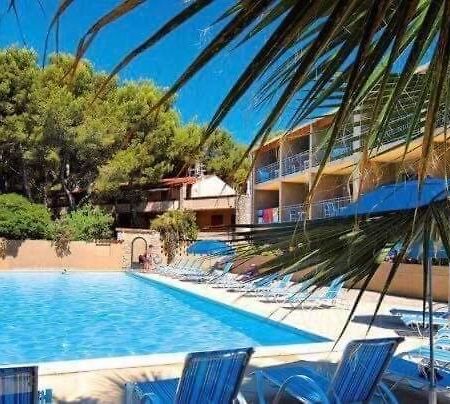 Sanary sur Mer Appartement 30m2 T2 avec terrasse Piscine 10min à pied de la plage Extérieur photo